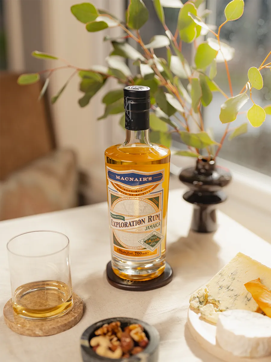 MacNair’s Exploration Jamaica rum unpeated 46% tropisch