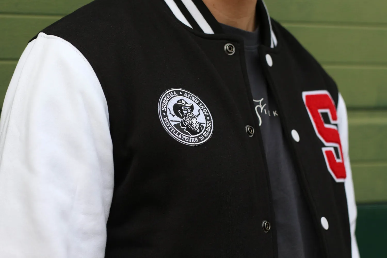 Sonnema Fedde Varsity Jacket jas zwart relaxed fit
