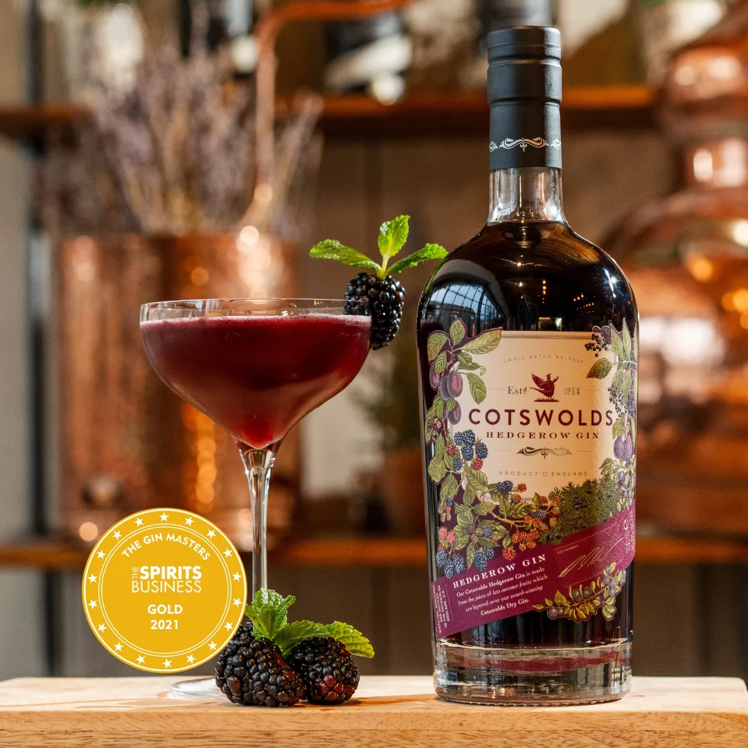 Cotswolds Hedgerow gin fruitig met bramen