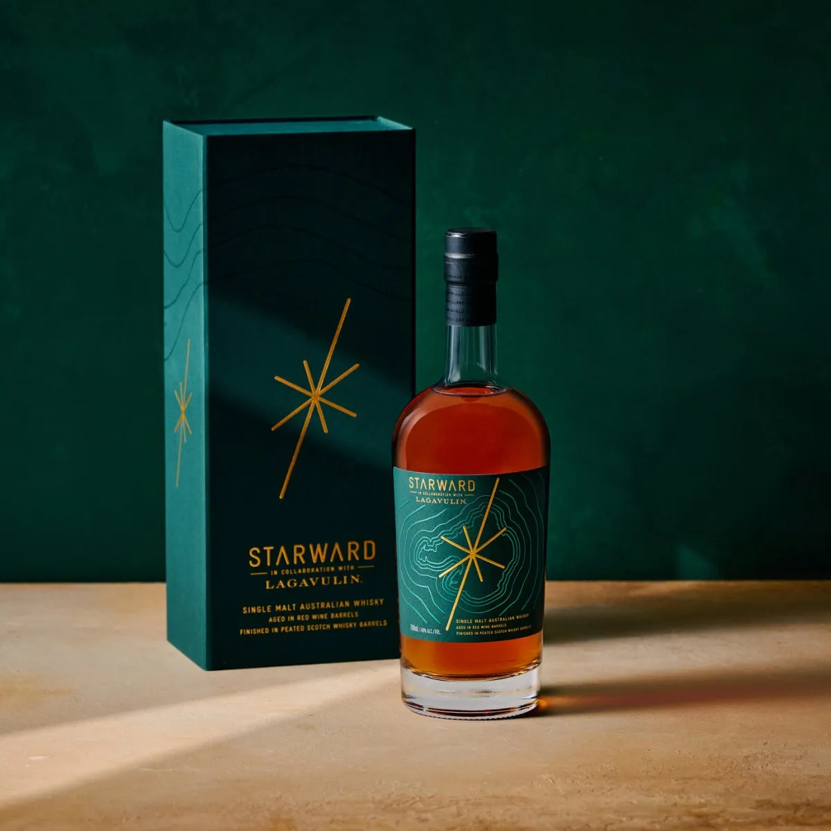 Starward Single Malt whisky ex-Lagavulin vaten rokerig