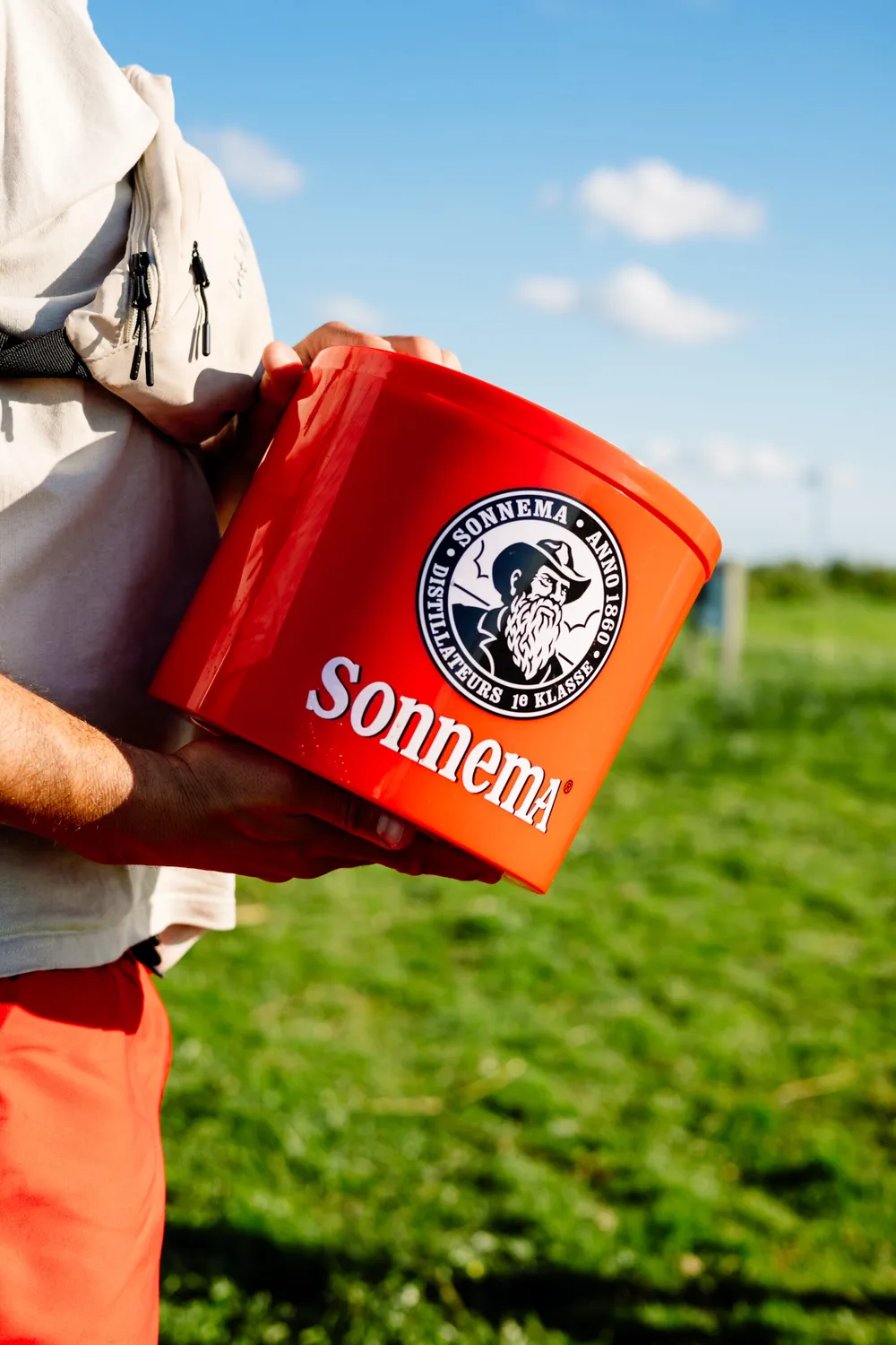 Sonnema Berenburg IJsemmer rood 6 liter met deksel