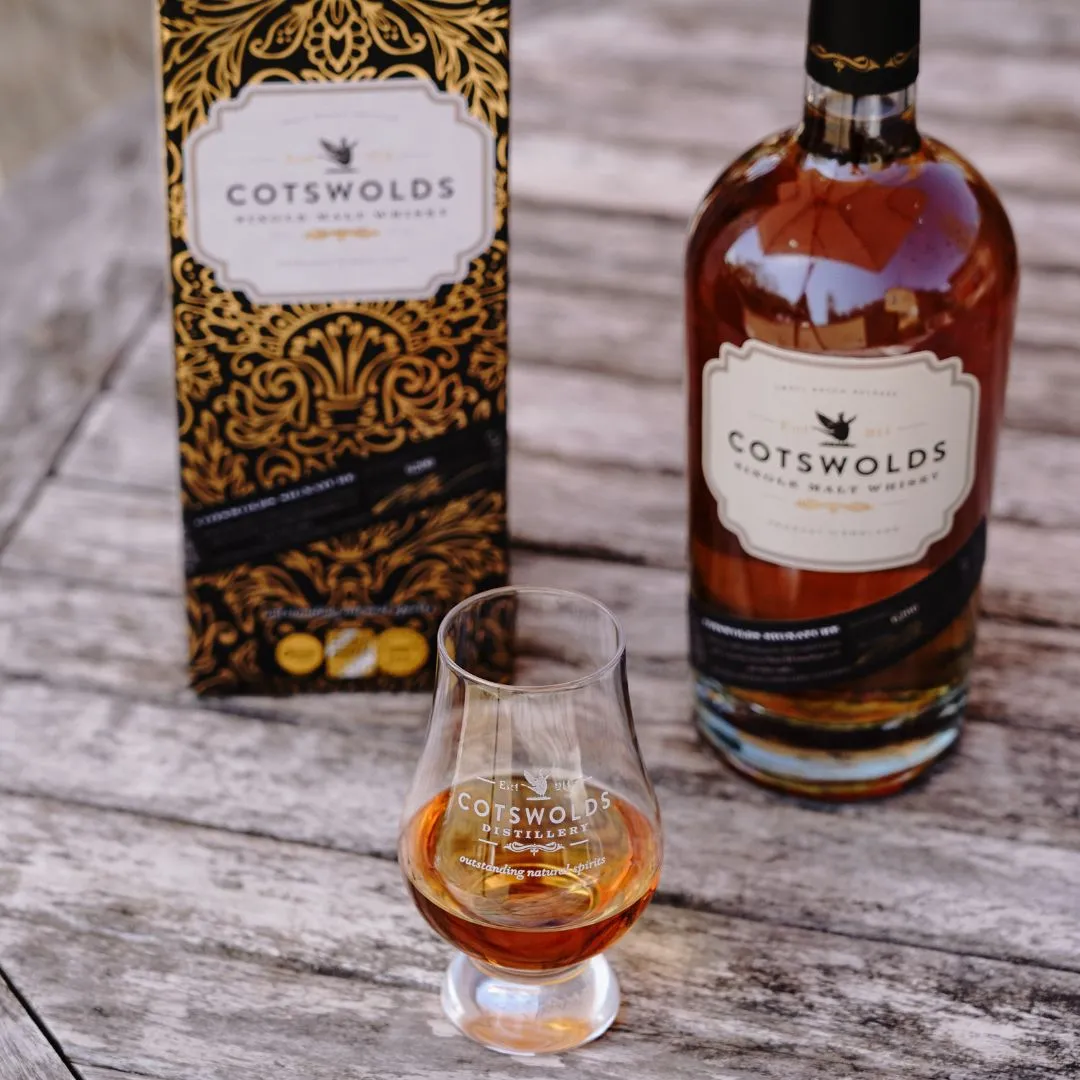 Cotswolds Whisky Through Time set 70cl + 50cl moutig