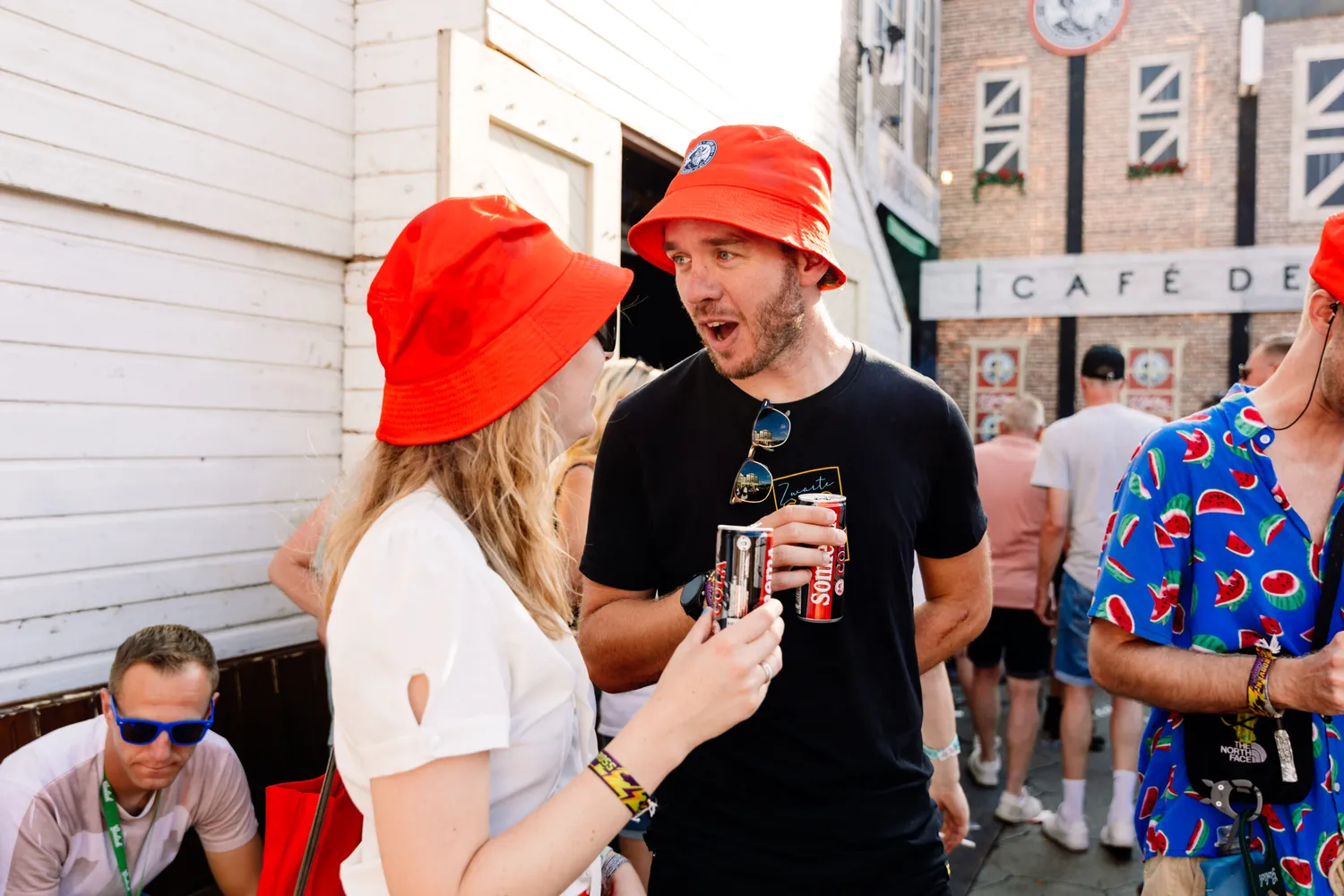 Sonnema Berenburg Pompeblêd Bucket Hat hoed rood