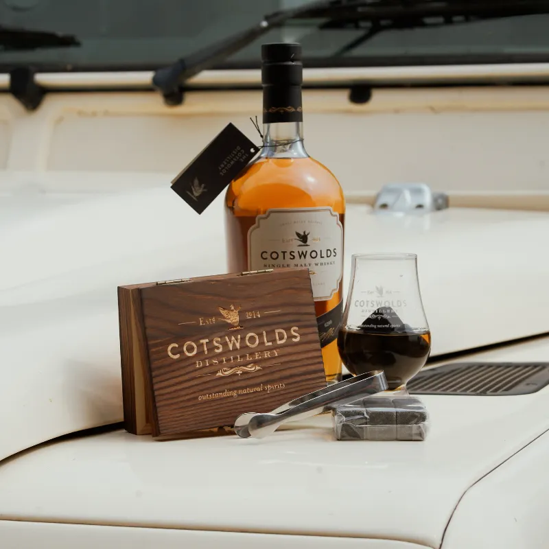 Cotswolds Whisky Essentials Kit whisky 70cl vatgerijpt