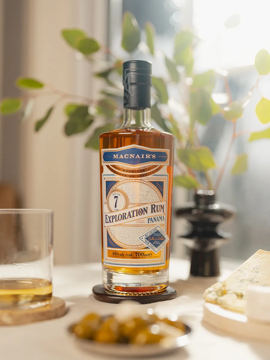 MacNair's Exploration Panama 7 Year Old rum 46% tropisch